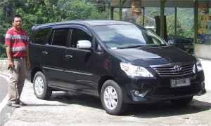 Rental car with driver on Java - Your own private driver in Indonesia